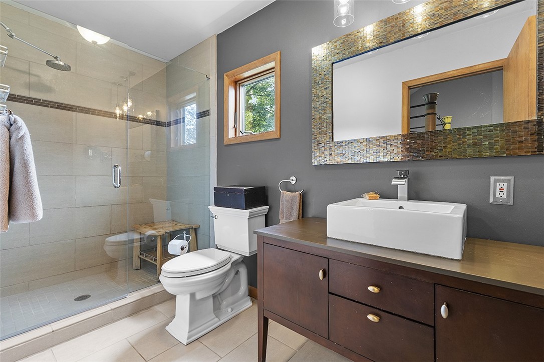 2628 Washington Blvd