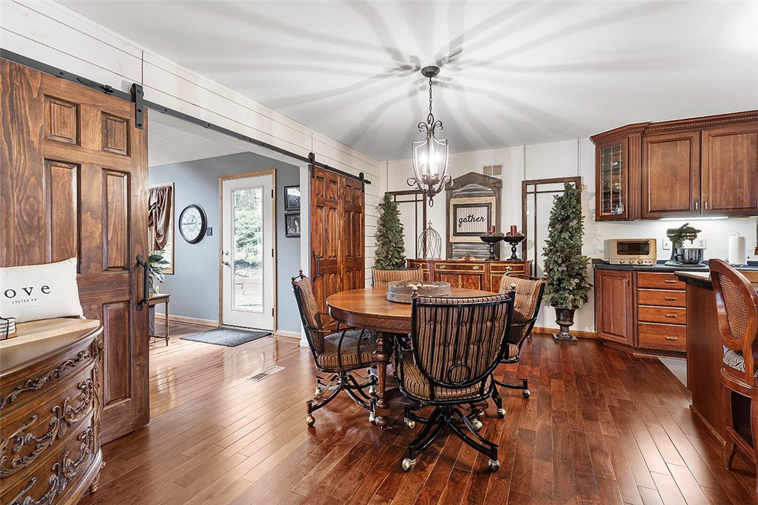 2628 Washington Blvd