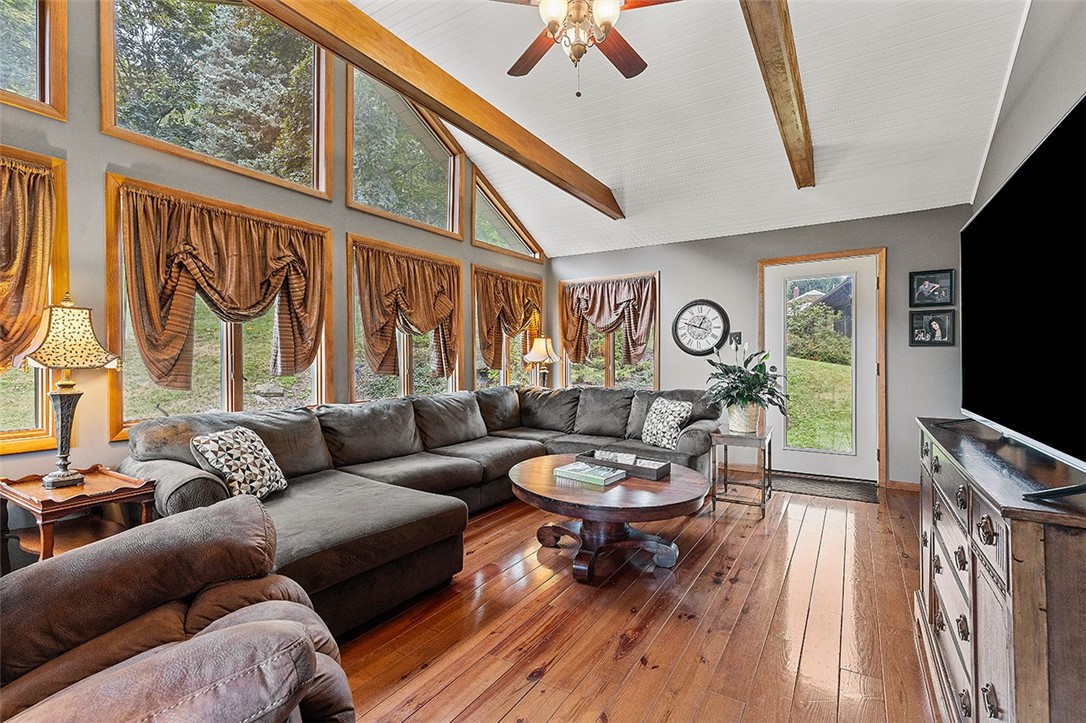 2628 Washington Blvd