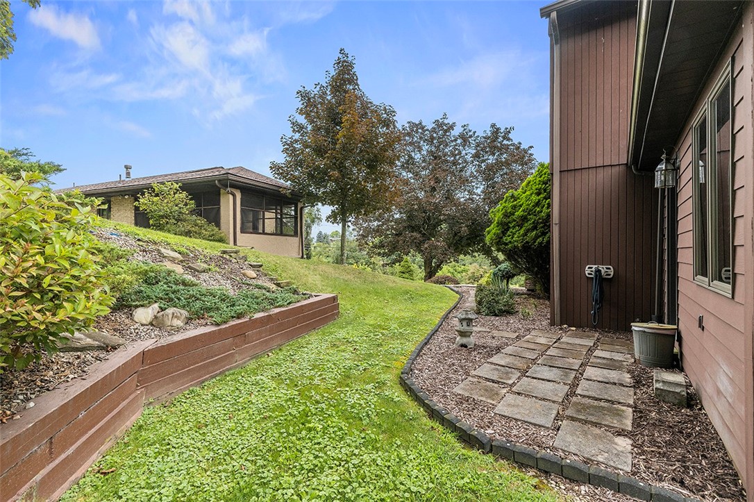 2628 Washington Blvd