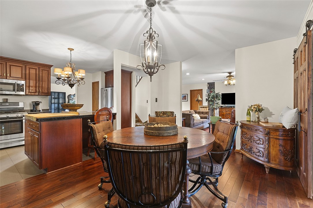 2628 Washington Blvd