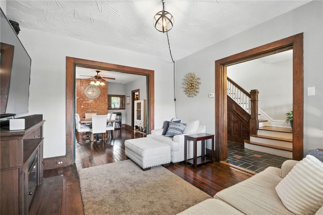 1240 Hillsdale Ave
