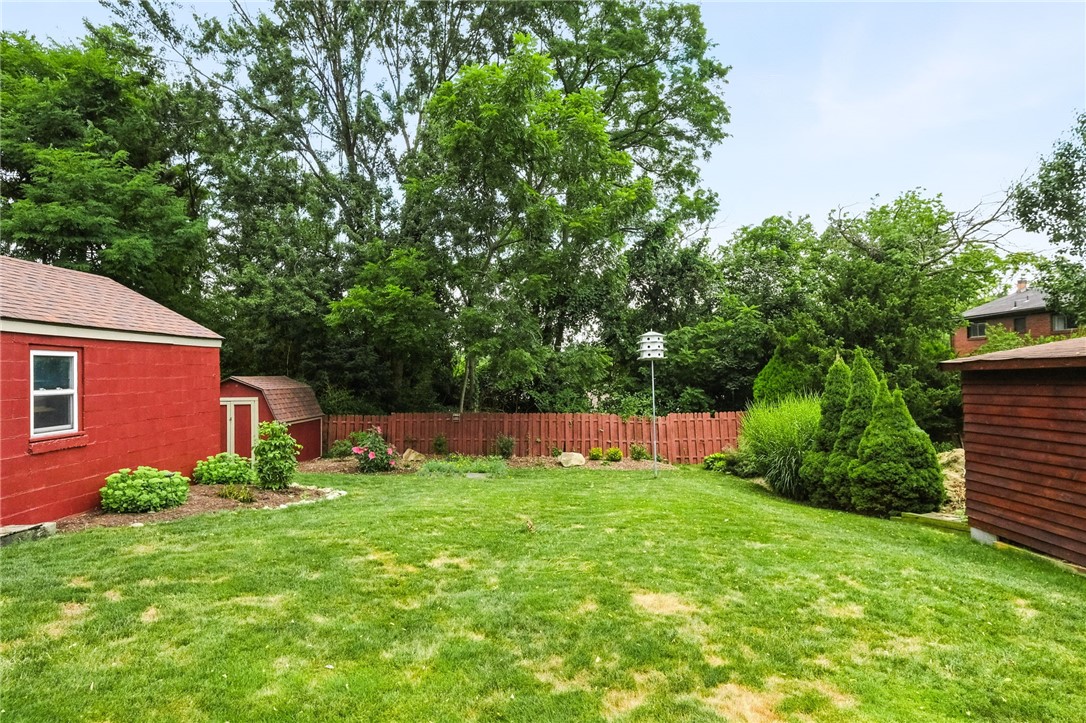 30 Colecrest St