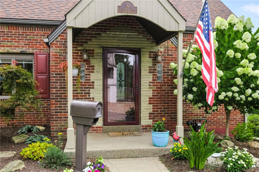 30 Colecrest St