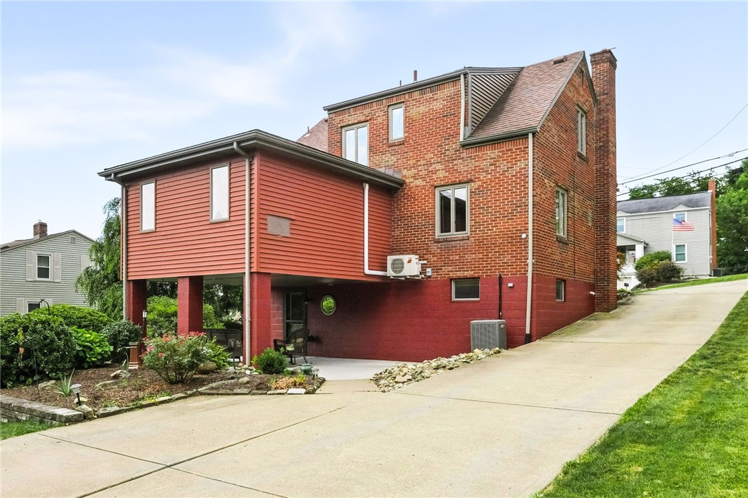 30 Colecrest St