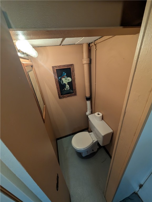 571 Dewalt Dr