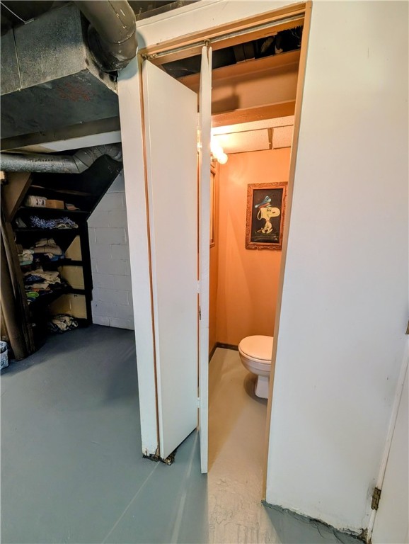 571 Dewalt Dr
