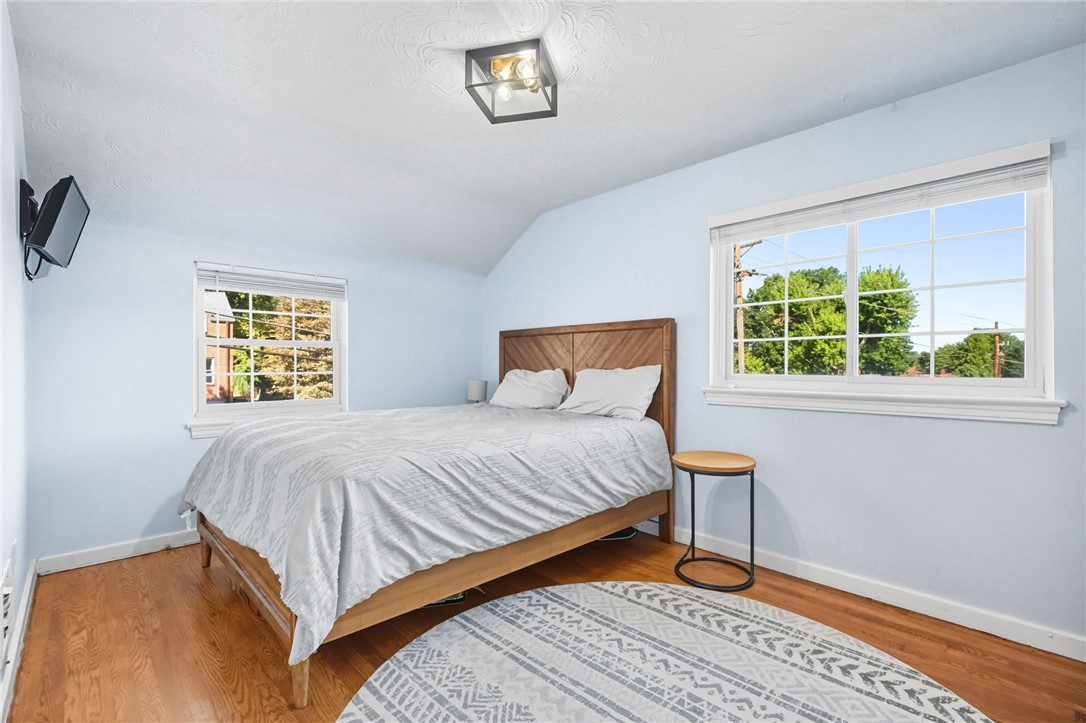 571 Dewalt Dr