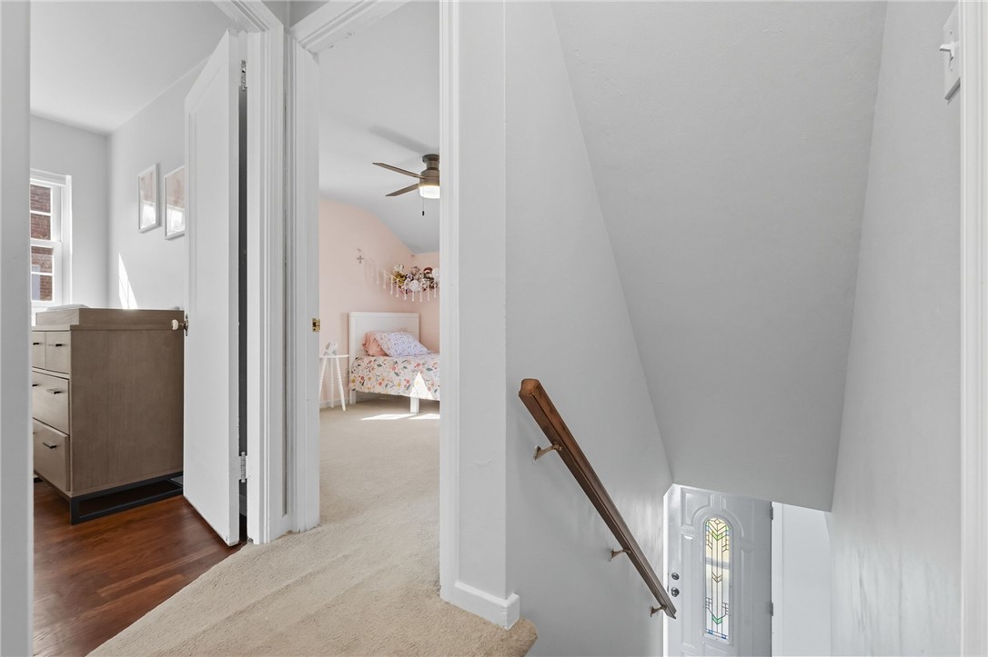 571 Dewalt Dr