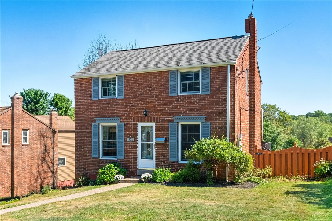 571 Dewalt Dr
