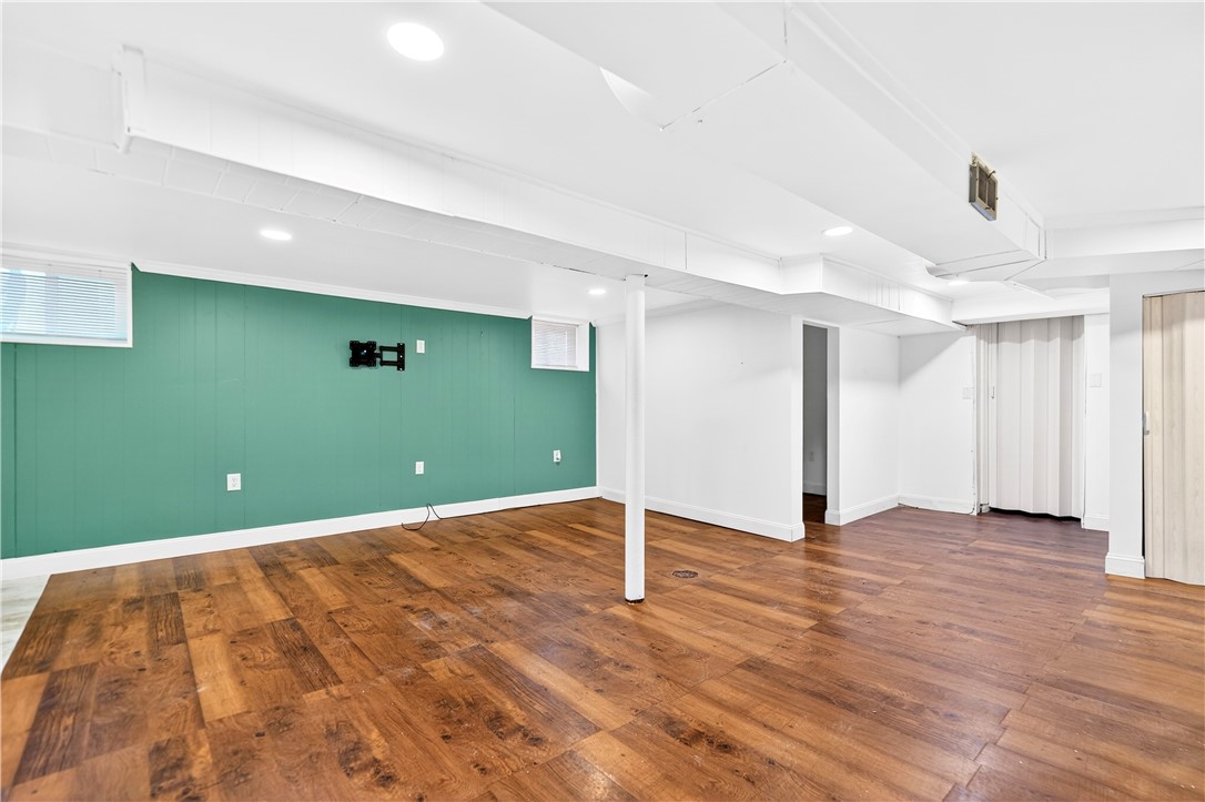 492 Madison Ave
