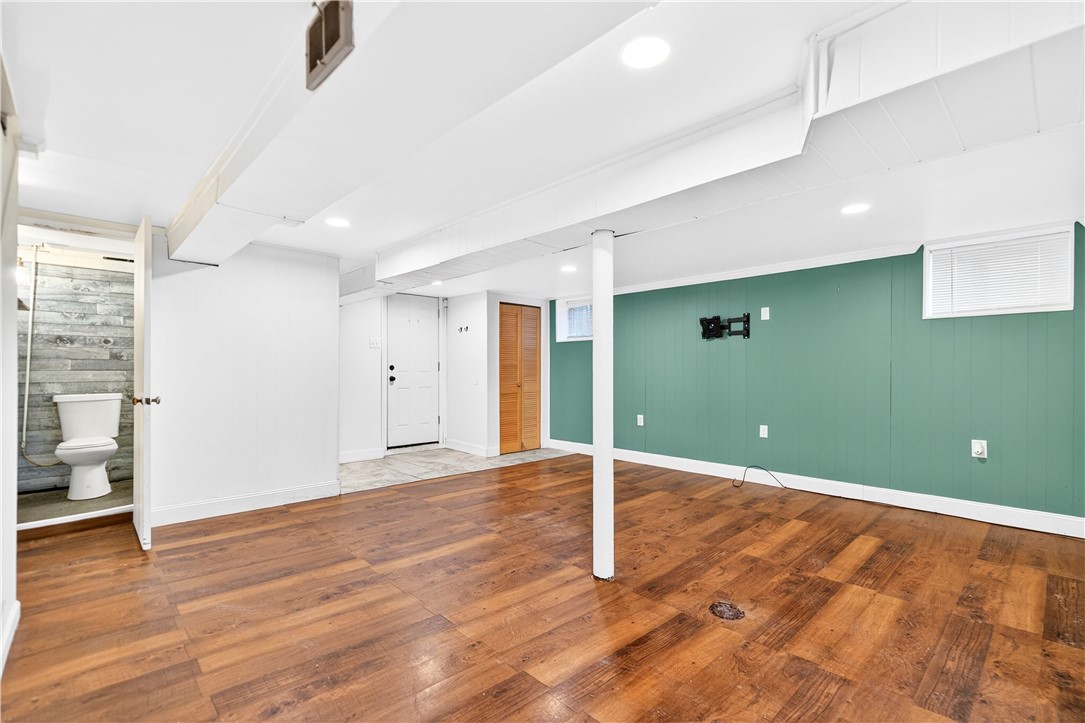 492 Madison Ave