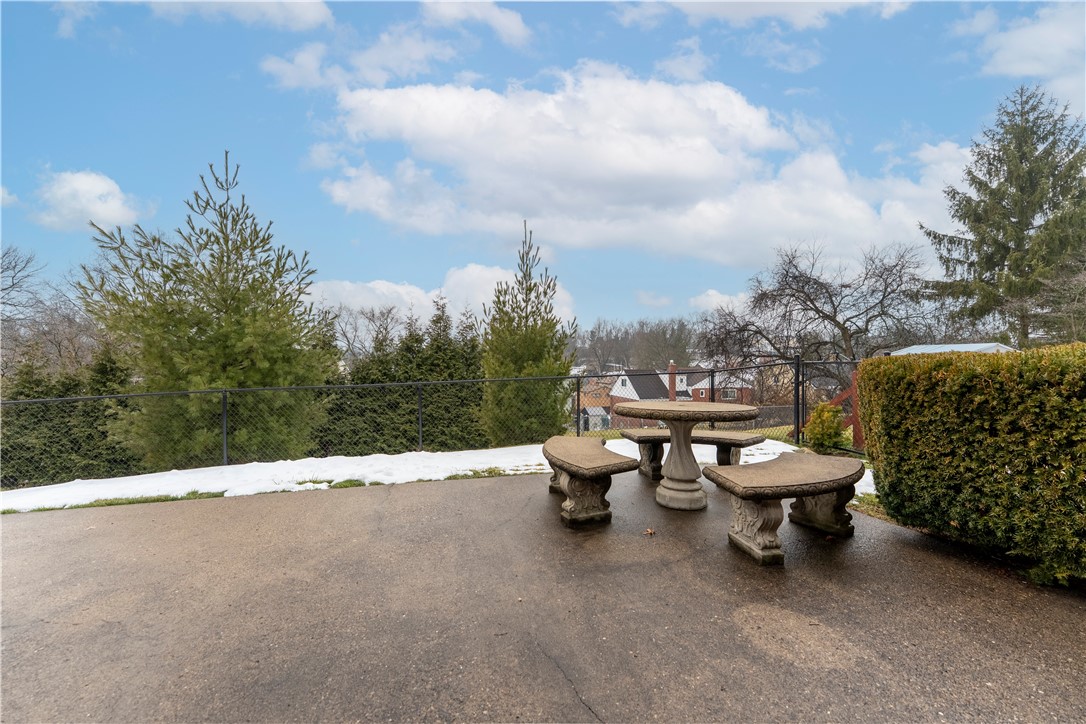 732 Somerville Drive