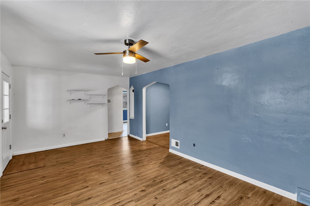 240 Wilkins Ave