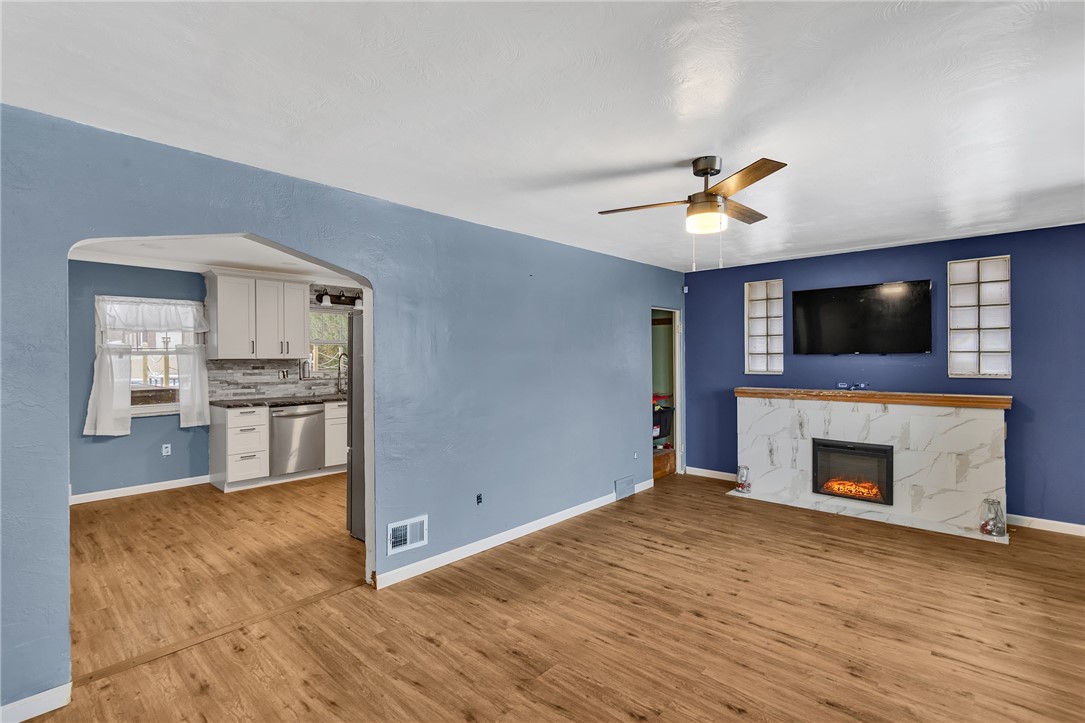 240 Wilkins Ave