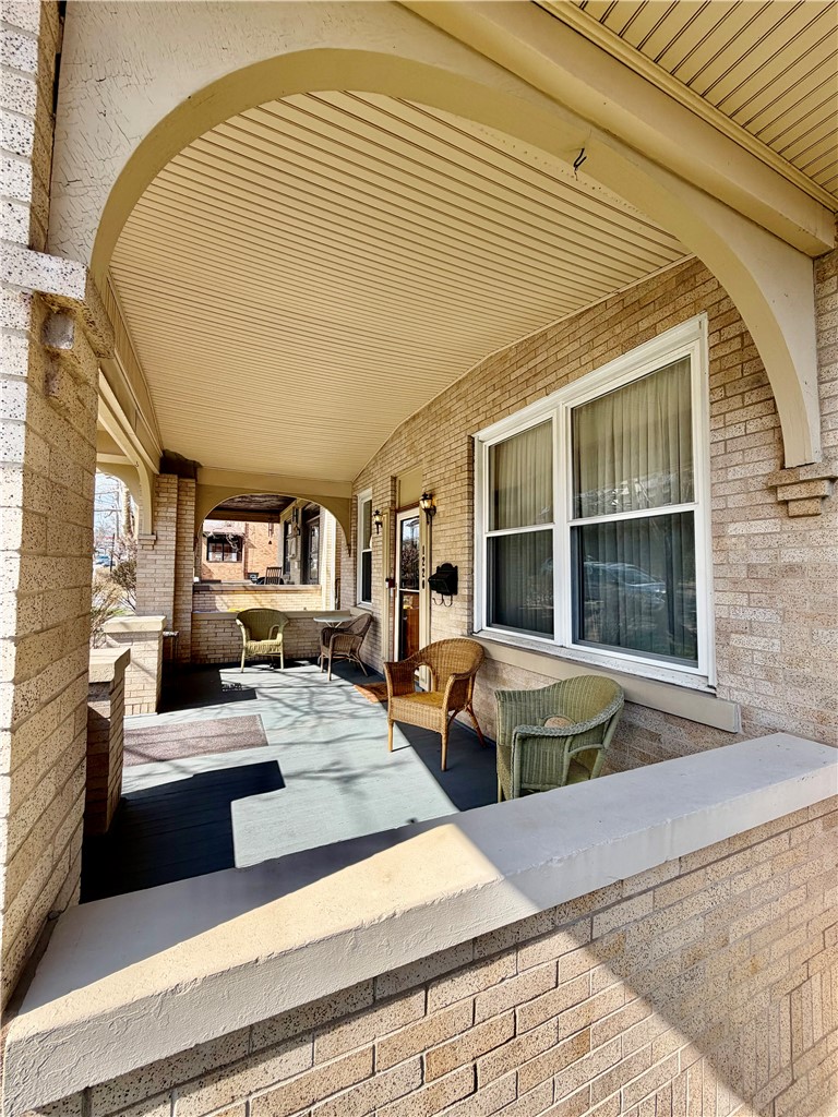 1220 Peermont Ave