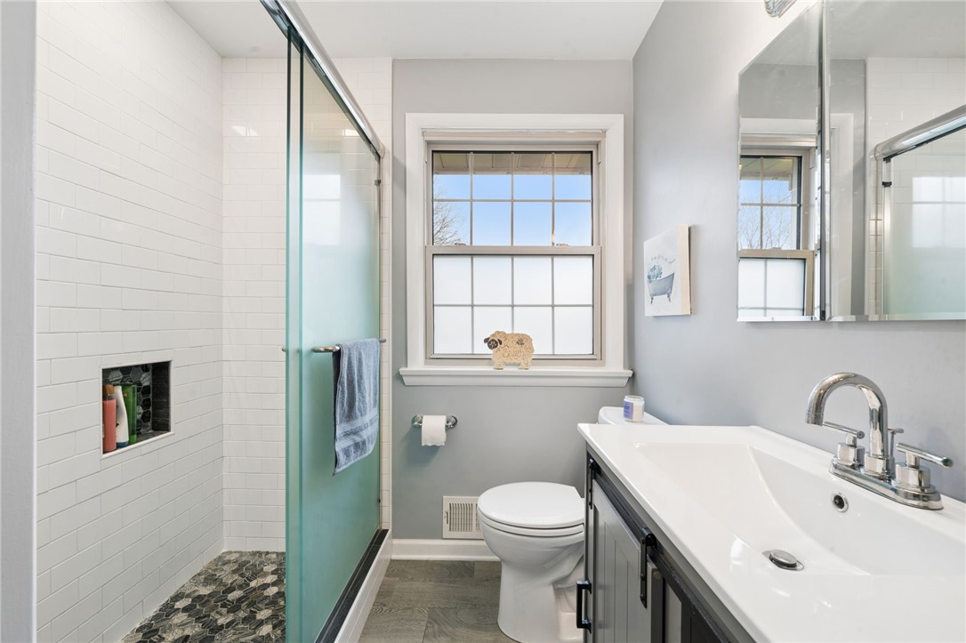 223 Ridgeview Dr