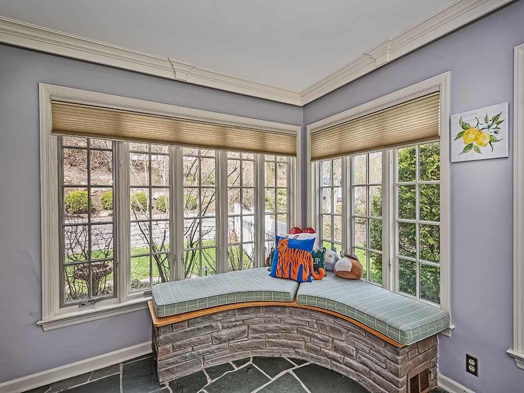 4 Couch Farm Road