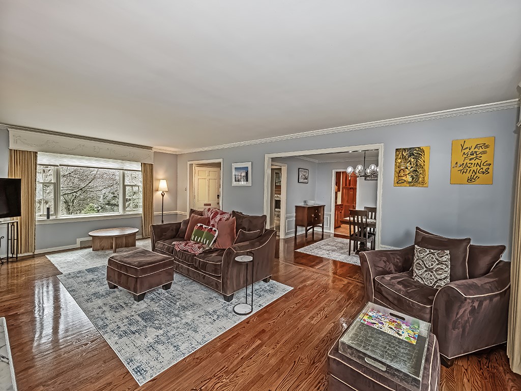 4 Couch Farm Road