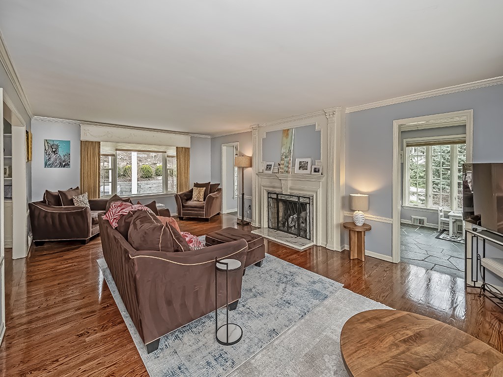 4 Couch Farm Road