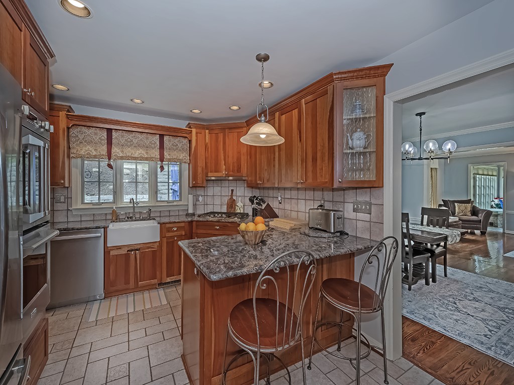 4 Couch Farm Road