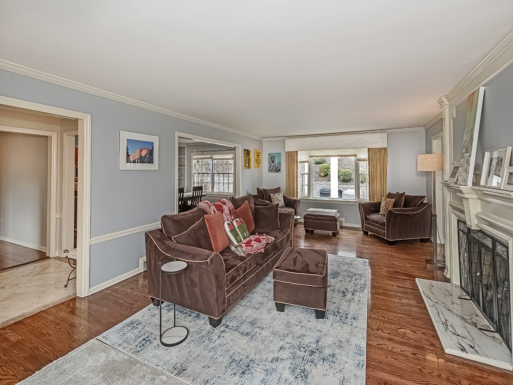 4 Couch Farm Road