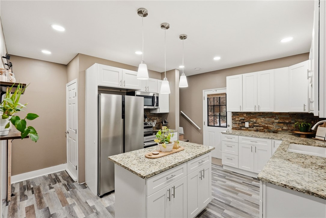 1629 Streets Run Road