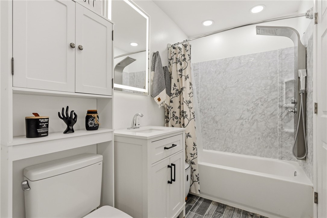 1629 Streets Run Road