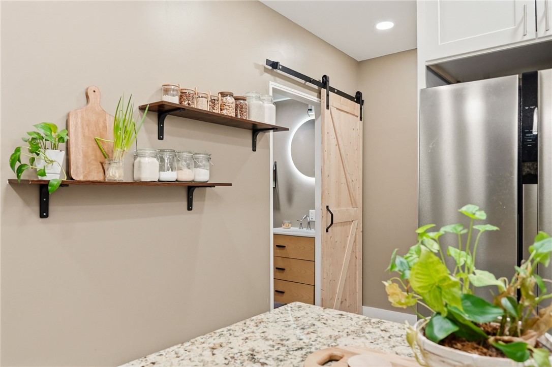 1629 Streets Run Road