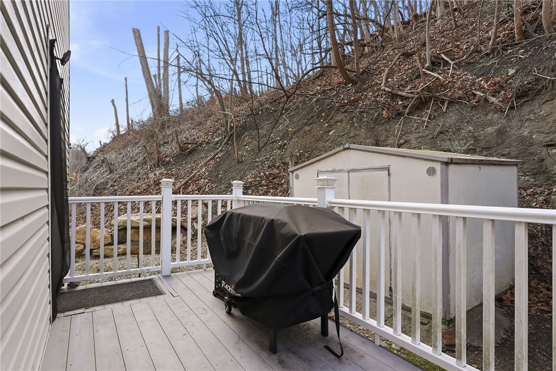 1629 Streets Run Road