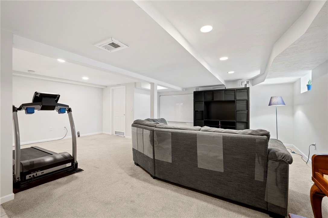 410 Bower Hill Rd