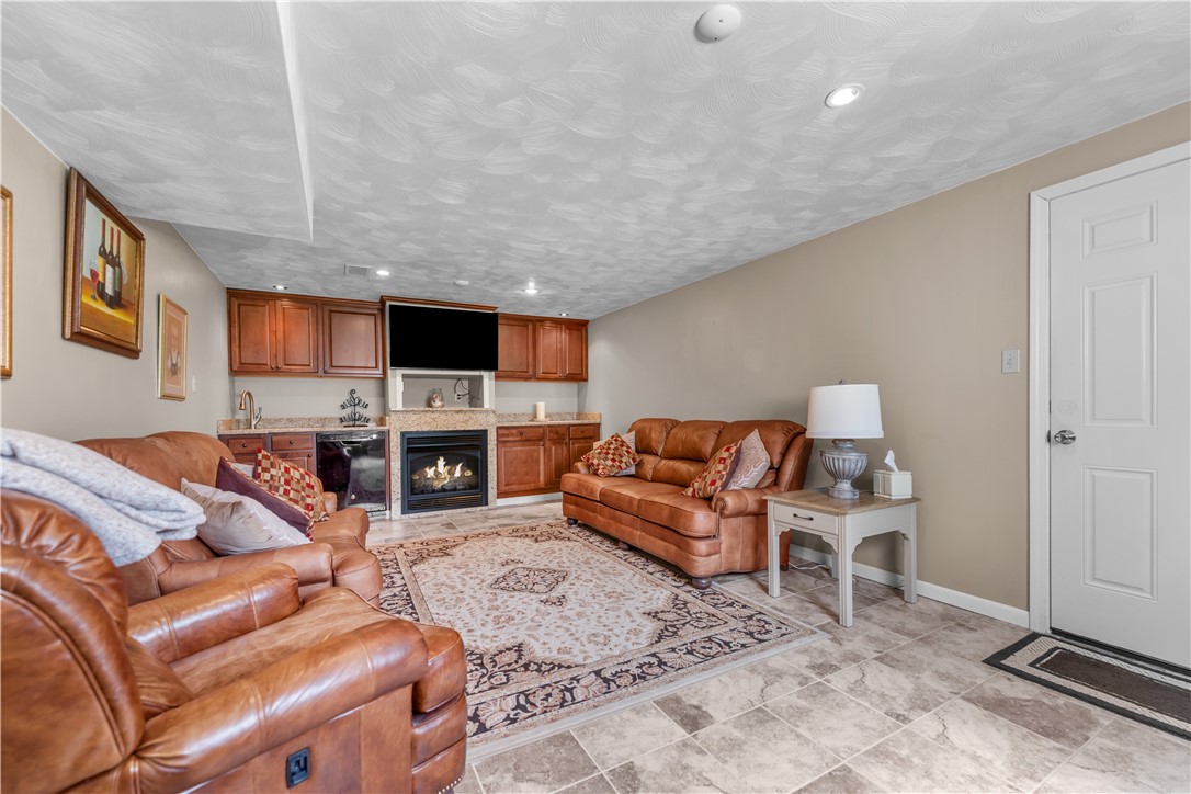 50 Altadena Drive
