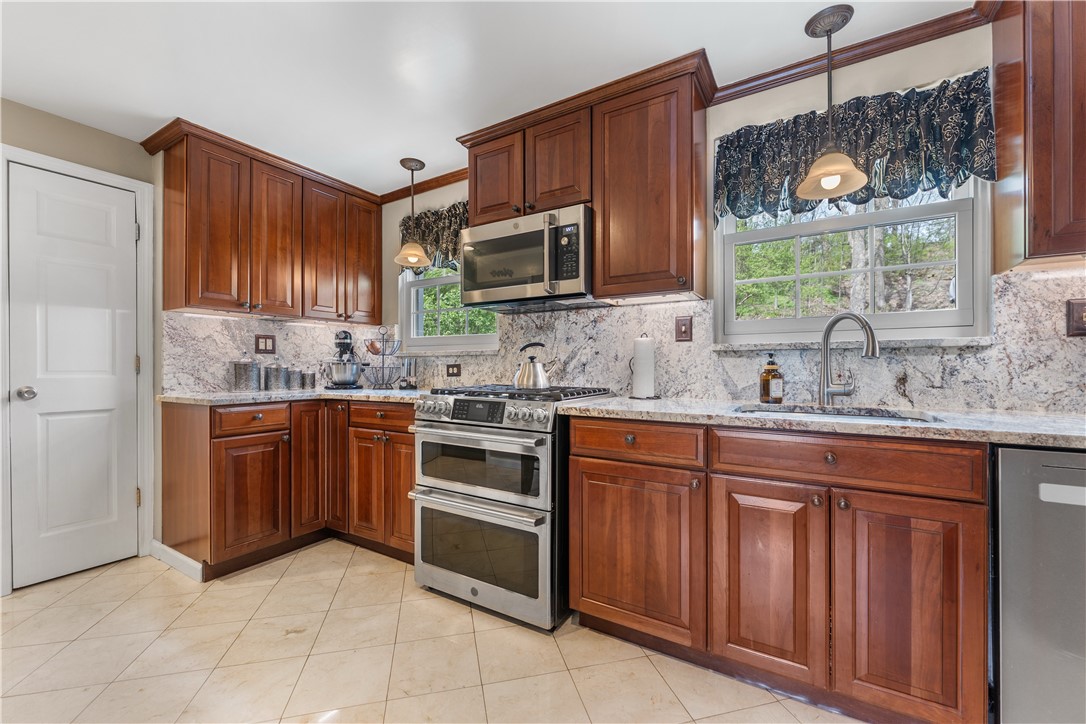 50 Altadena Drive