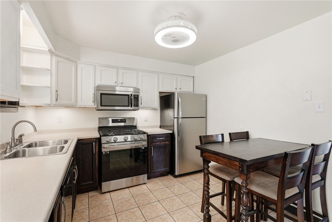 2516 Highland Circle