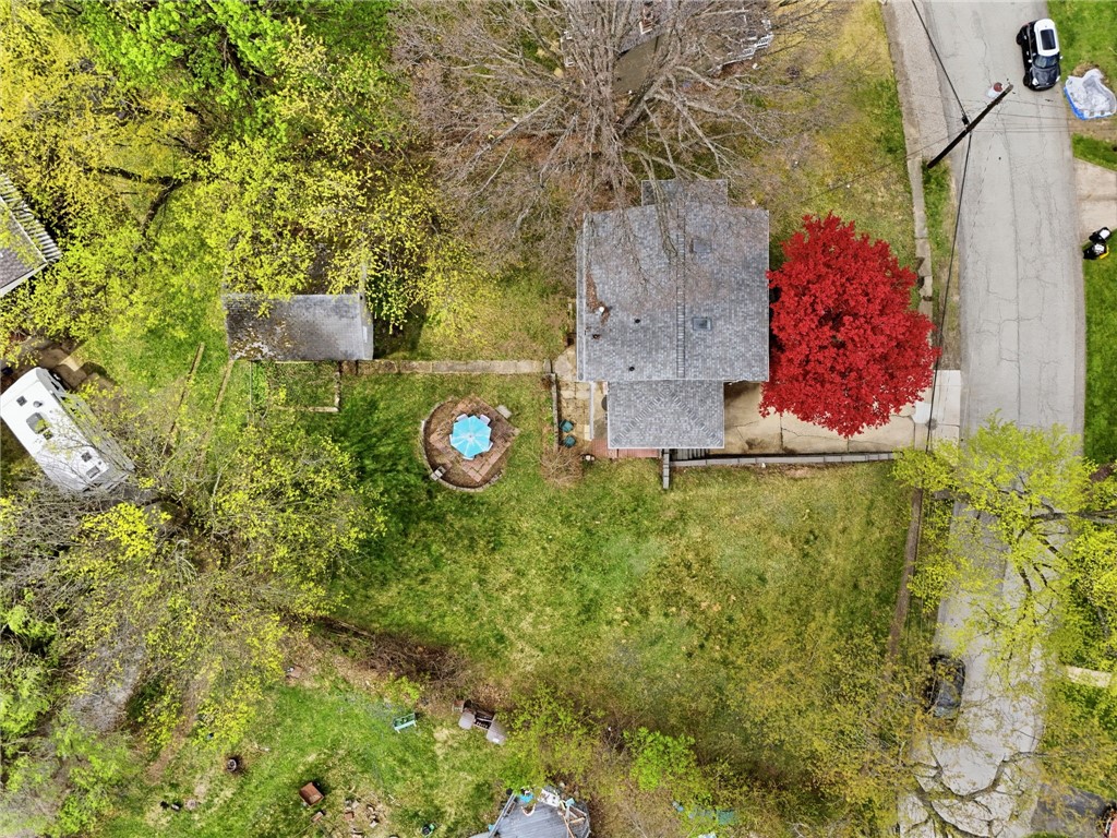 2516 Highland Circle