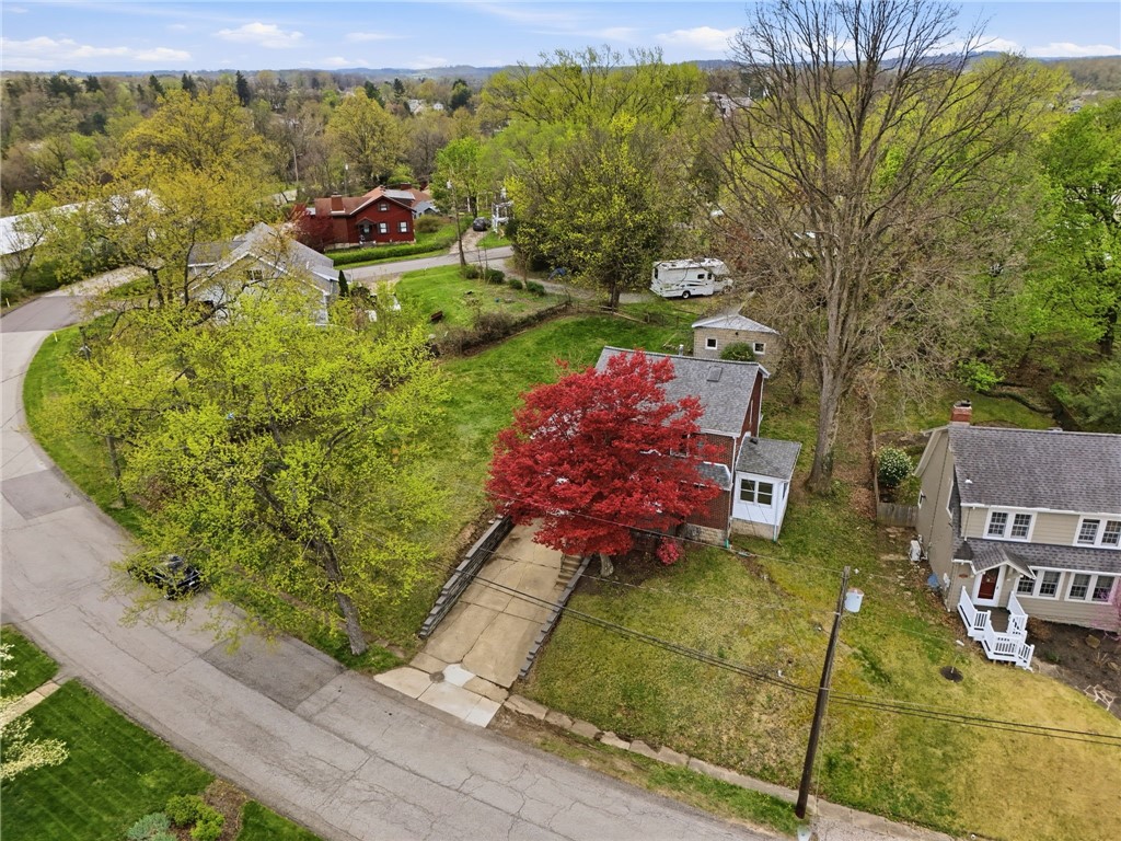 2516 Highland Circle