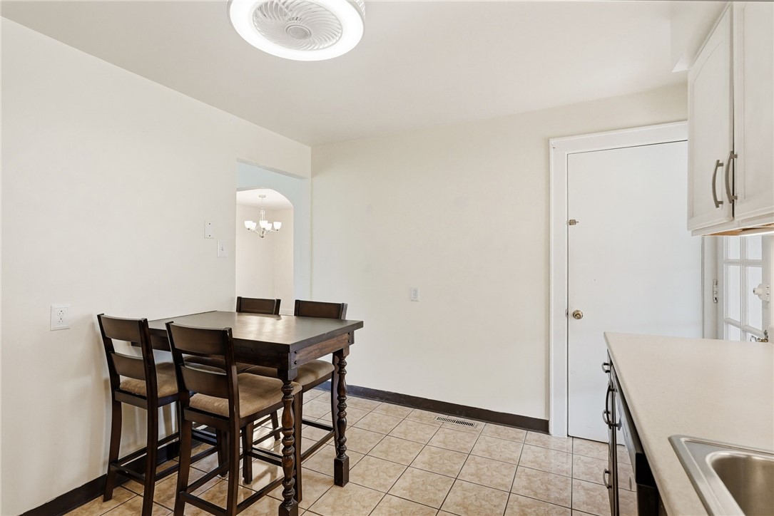 2516 Highland Circle