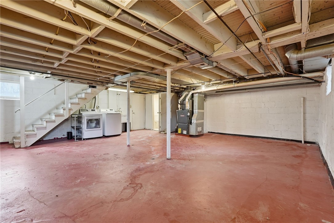 2516 Highland Circle