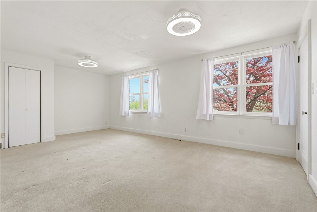 2516 Highland Circle