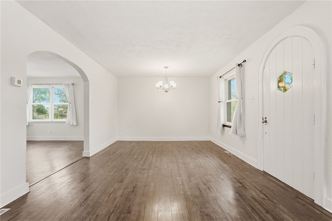 2516 Highland Circle