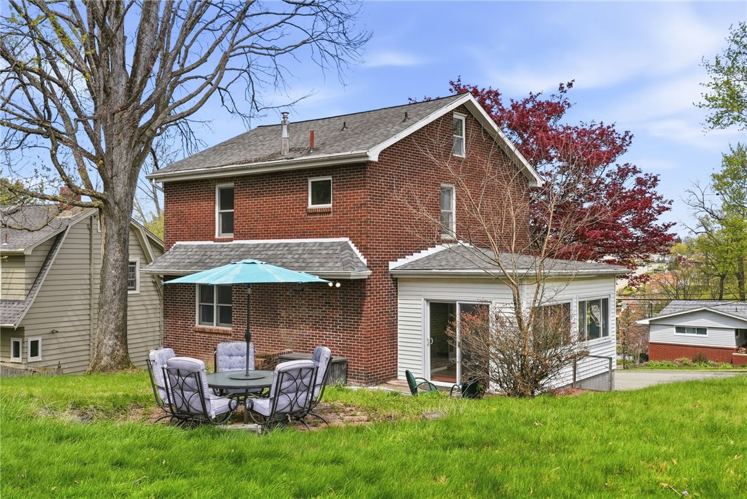 2516 Highland Circle