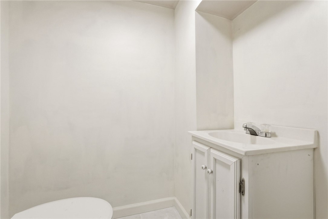 2516 Highland Circle