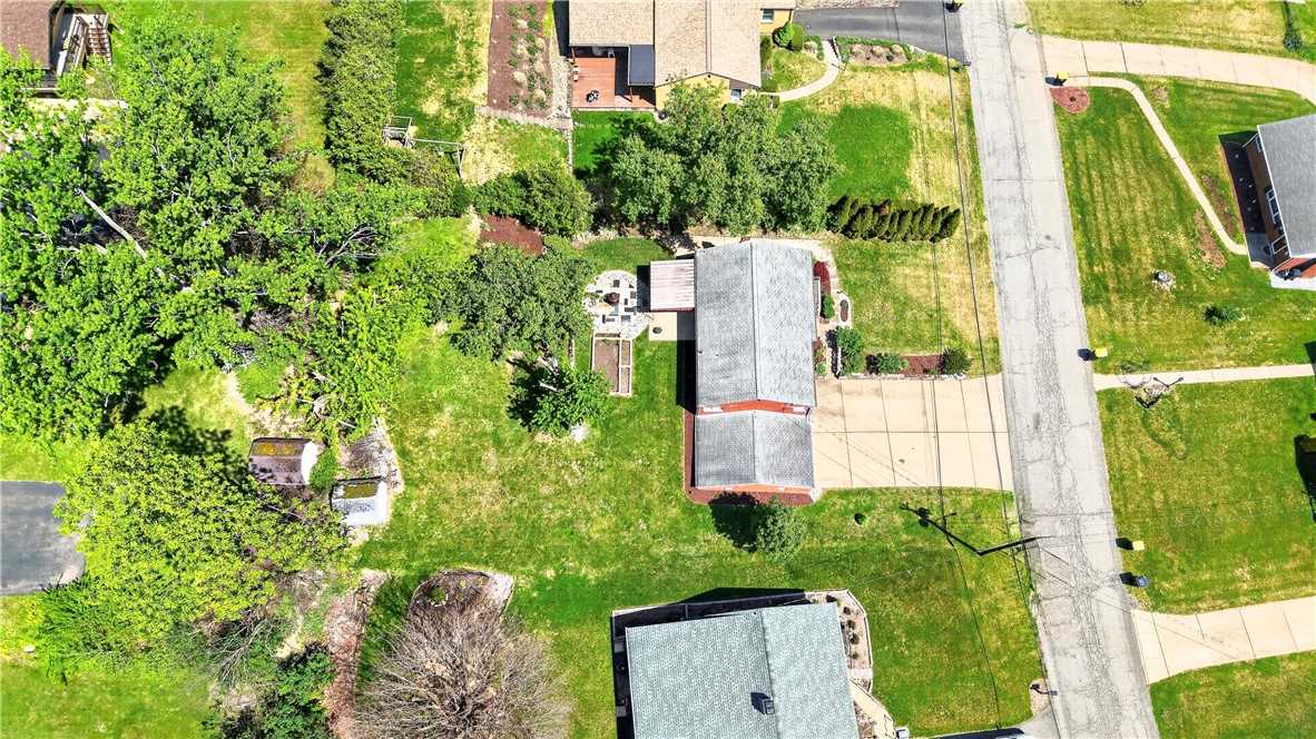 29 Pontiac Rd
