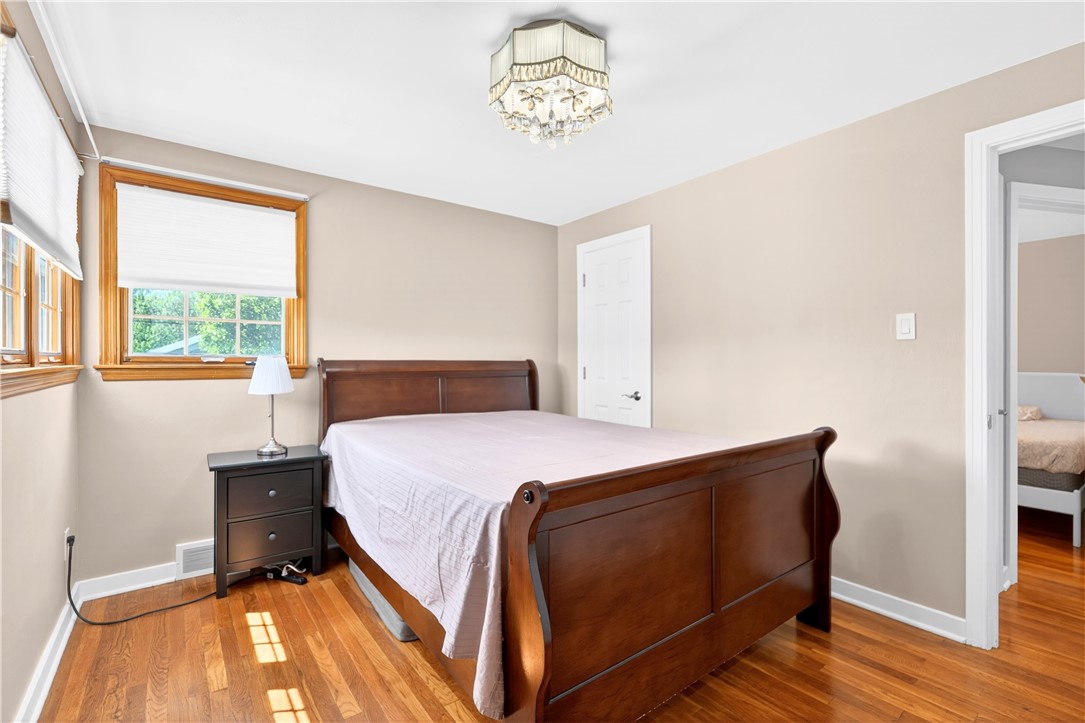 29 Pontiac Rd