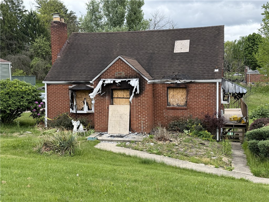 446 Thompsonville Rd