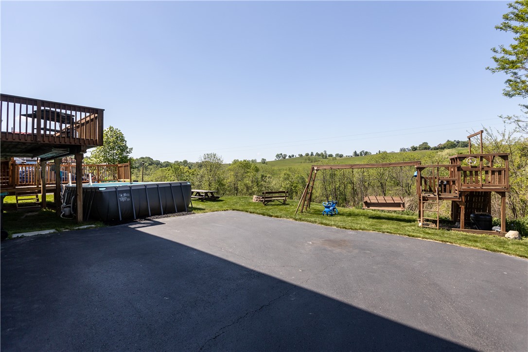 1328 Sandstone Dr