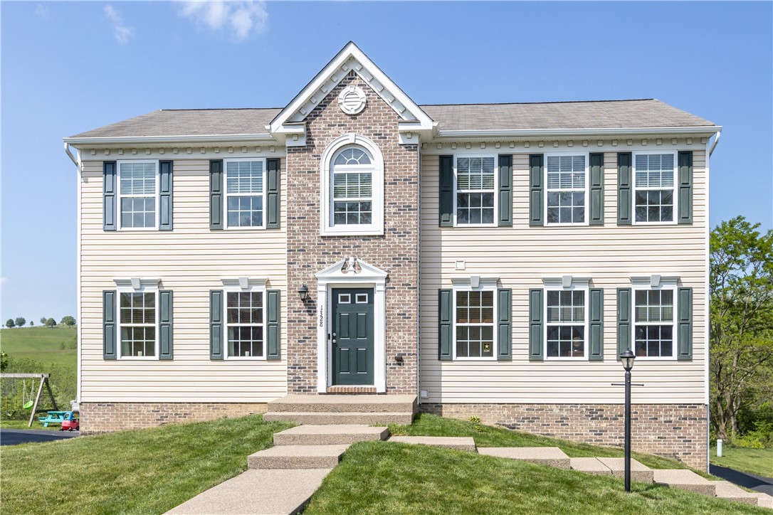 1328 Sandstone Dr