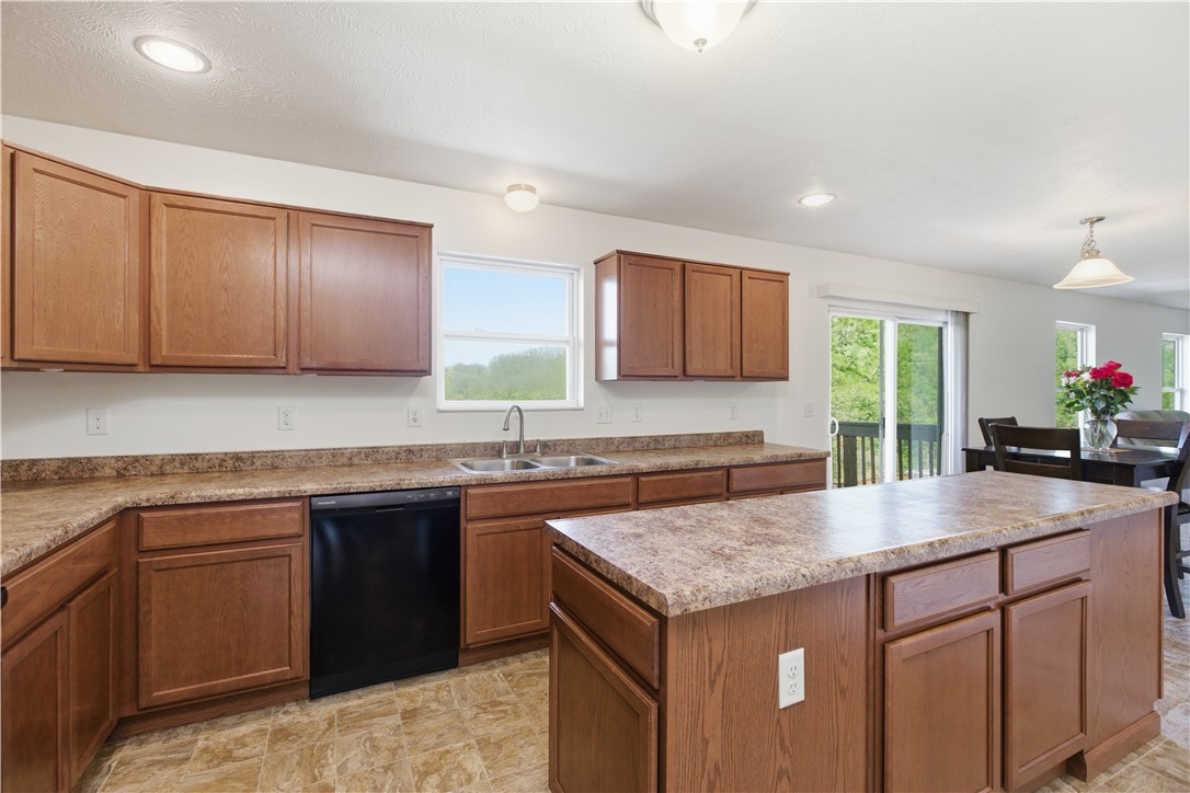 1328 Sandstone Dr