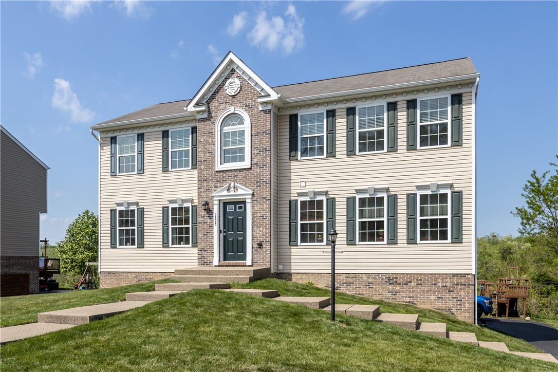 1328 Sandstone Dr