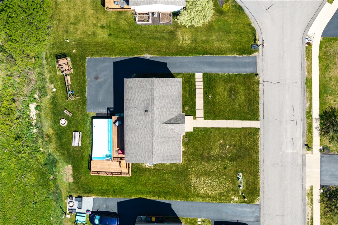 1328 Sandstone Dr